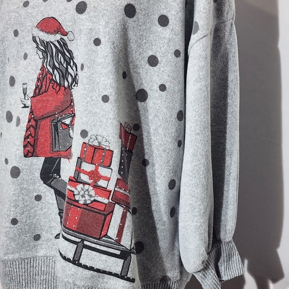 Kiss & Fly Gray Polka-Dot Christmas Sweatshirt, Size Small - Picture 3 of 11